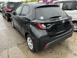 TOYOTA YARIS X 2020