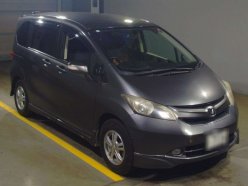 HONDA FREED G Aero L Package 4WD 2009