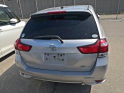 TOYOTA COROLLA FIELDER 1.5G 4WD 2016