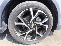 TOYOTA C-HR G-T 4WD 2016