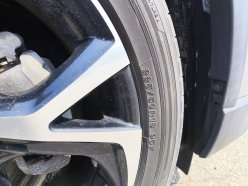 TOYOTA C-HR G-T 4WD 2016