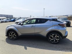 TOYOTA C-HR G-T 4WD 2016
