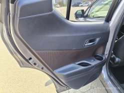 TOYOTA C-HR G-T 4WD 2016