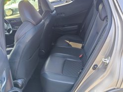 TOYOTA C-HR G-T 4WD 2016