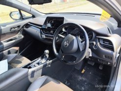 TOYOTA C-HR G-T 4WD 2016