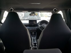 TOYOTA YARIS X 2020