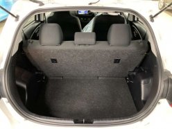 TOYOTA VITZ F 2019