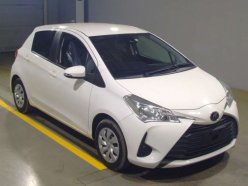 TOYOTA VITZ F 2019