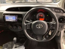 TOYOTA VITZ F 2019