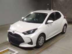 TOYOTA YARIS X 2020