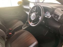 TOYOTA YARIS X 2020
