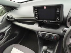 TOYOTA YARIS X 2020