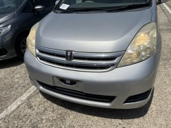 TOYOTA ISIS L_G Edition 2010