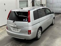 TOYOTA ISIS L_G Edition 2010