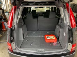 TOYOTA ISIS Platana Limited 2010