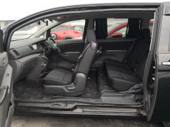 TOYOTA ISIS Platana Limited 2010