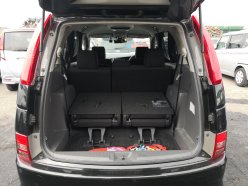 TOYOTA ISIS Platana Limited 2010