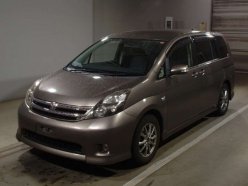 TOYOTA ISIS Platana Limited 2010