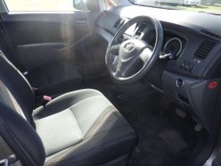 TOYOTA ISIS Platana Limited 2010