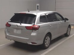 TOYOTA COROLLA FIELDER 1.5G 4WD 2015