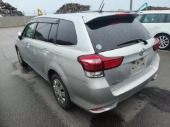 TOYOTA COROLLA FIELDER 1.5G 4WD 2015