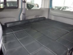 NISSAN NV200 16X-2R WG 2013