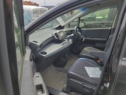 HONDA FREED G PREMIUM ED 2015