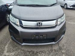 HONDA FREED SPIKE G Premium Edition 2015