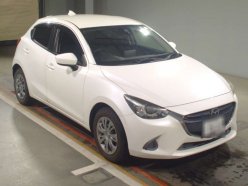 MAZDA DEMIO 13S 2014