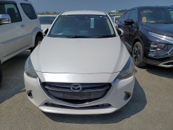 MAZDA DEMIO 13S 2014
