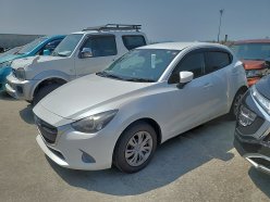 MAZDA DEMIO 13S 2014