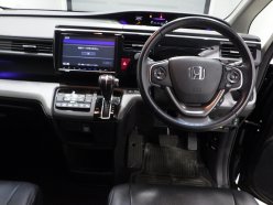 HONDA STEPWGN 1.5 Spada Honda Sensing 7 seater 2017