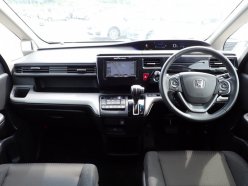 HONDA STEPWGN SPADA HONDA SENSING 8-SEATER 2020