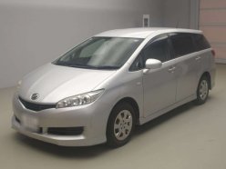 TOYOTA WISH 1.8X 2010