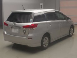 TOYOTA WISH 1.8X 2010