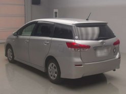 TOYOTA WISH 1.8X 2010
