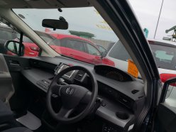 HONDA FREED G Just  7 Seats 2010