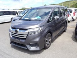HONDA STEPWGN SPADA HONDA SENSING 8-SEATER 2020