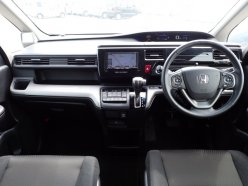 HONDA STEPWGN SPADA HONDA SENSING 8-SEATER 2020