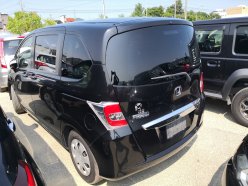 HONDA FREED G Premium Edition 7seats 2015