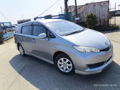TOYOTA WISH  2010