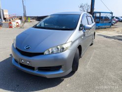 TOYOTA WISH  2010