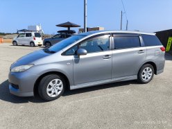 TOYOTA WISH  2010