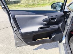 TOYOTA WISH  2010