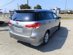 TOYOTA WISH  2010