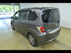 HONDA FREED G Premium Edition 7seats 2016
