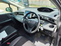 HONDA FREED G Premium Edition 7seats 2016