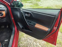TOYOTA AURIS 120T 2015