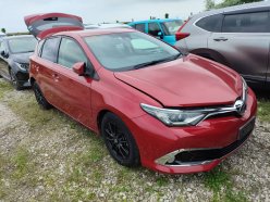 TOYOTA AURIS 120T 2015