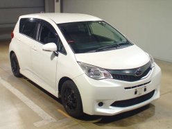SUBARU TREZIA 1.3i Sports Limited 2012